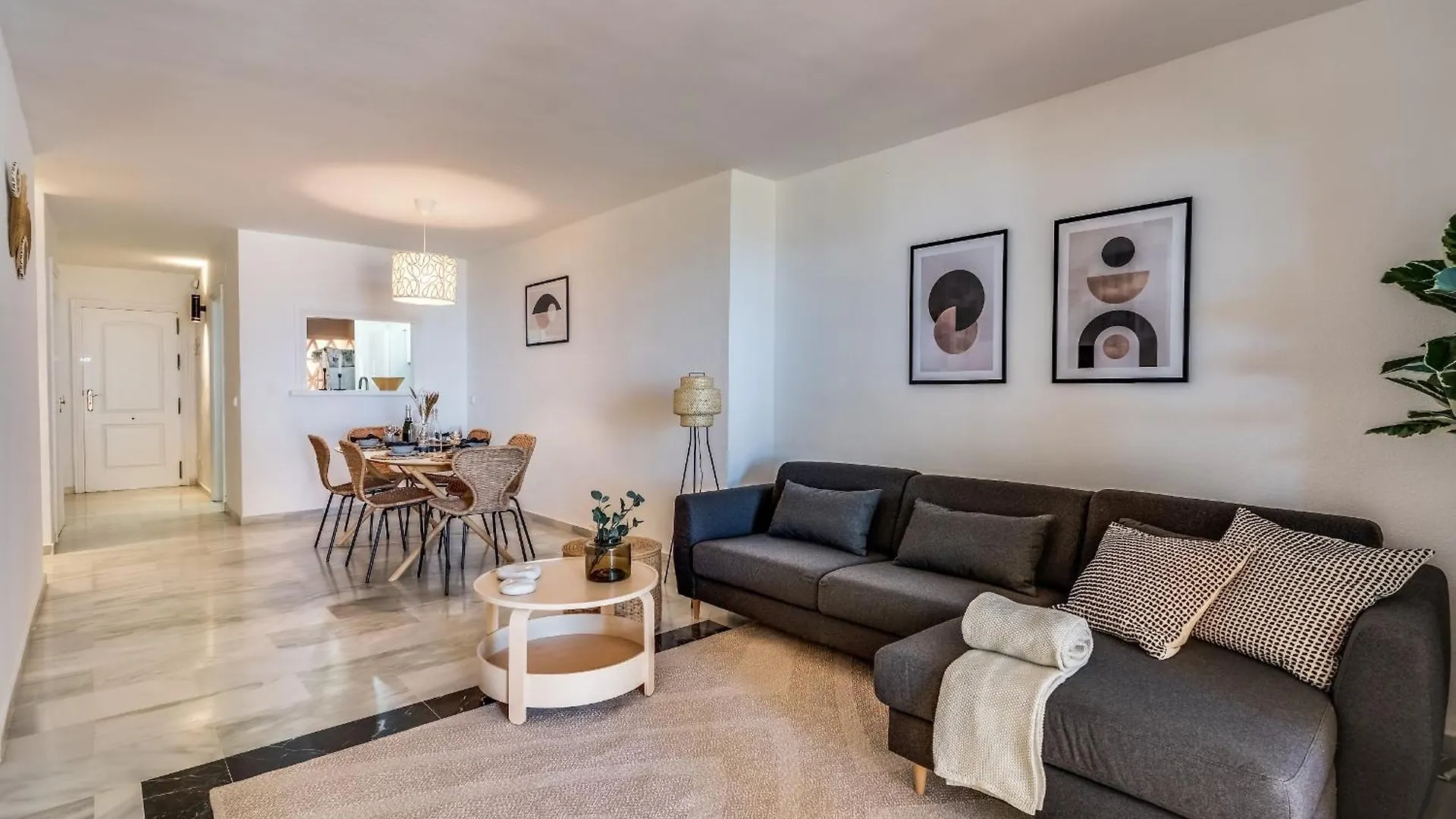 Heerlijk Appartement Met Uitzicht Op Zee Sitio de Calahonda